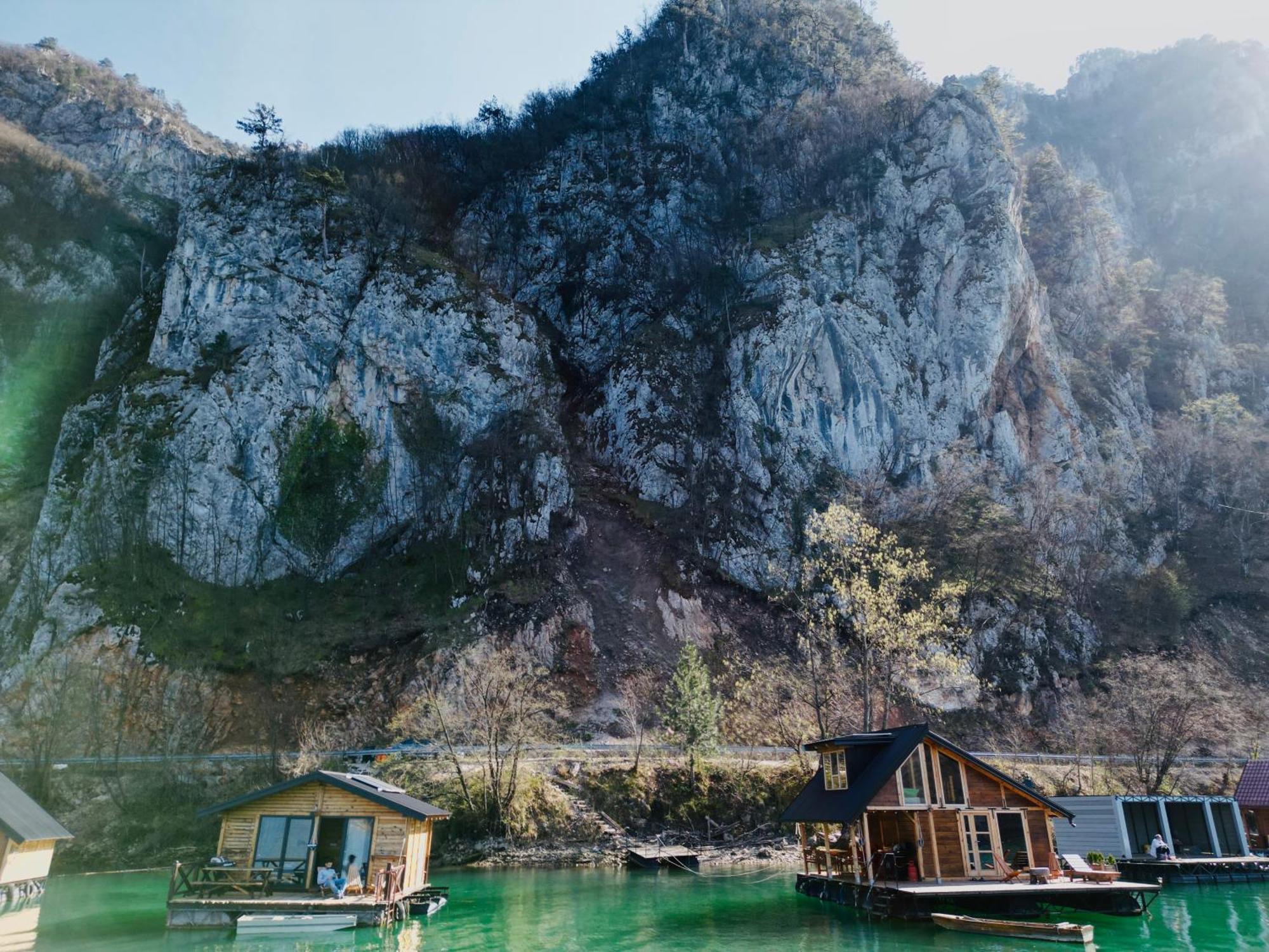 Lake House Perucac Rastiste Exteriér fotografie